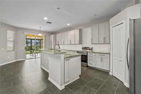 $460,000 | 11418 Callaway Pond Drive, Riverview, FL 33579