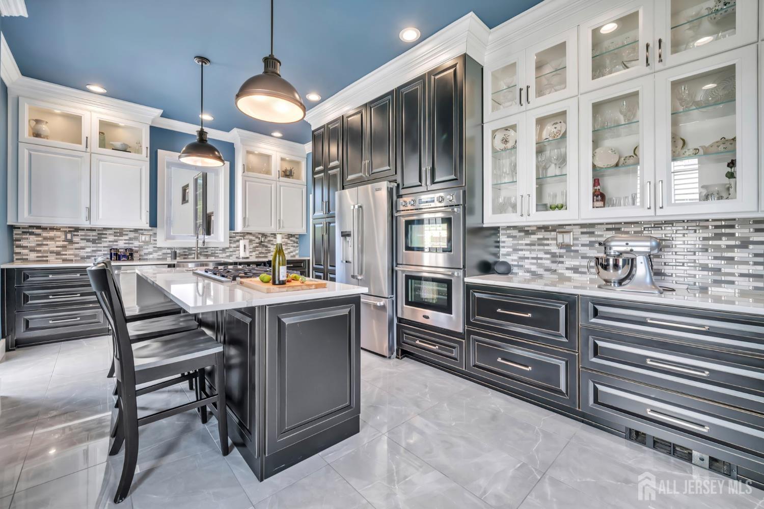 32 William Street Metuchen, NJ 08840 - Photo 9 of 42