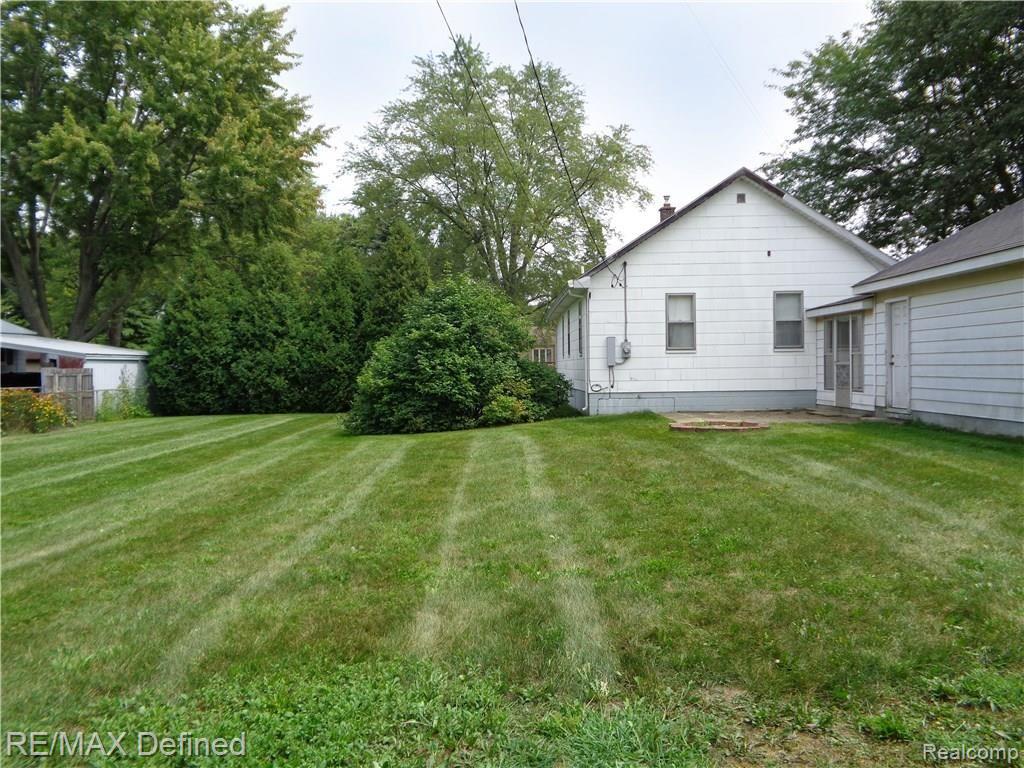 3402 Harrison Avenue Rochester Hills, MI 48307 - Photo 3 of 20