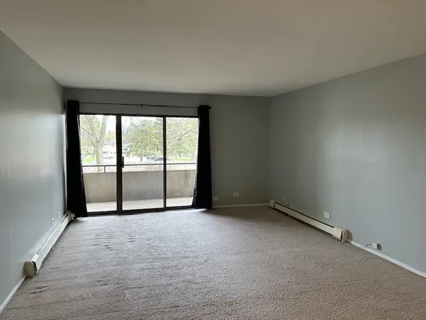 $1,600 | 1931 Prairie Square, Unit 226, Schaumburg, IL 60173
