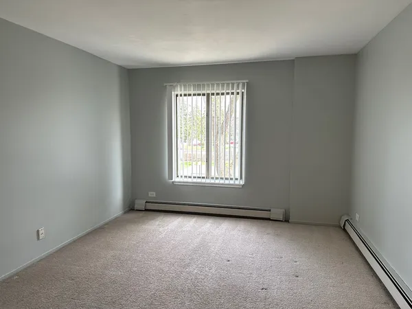 $1,600 | 1931 Prairie Square, Unit 226, Schaumburg, IL 60173