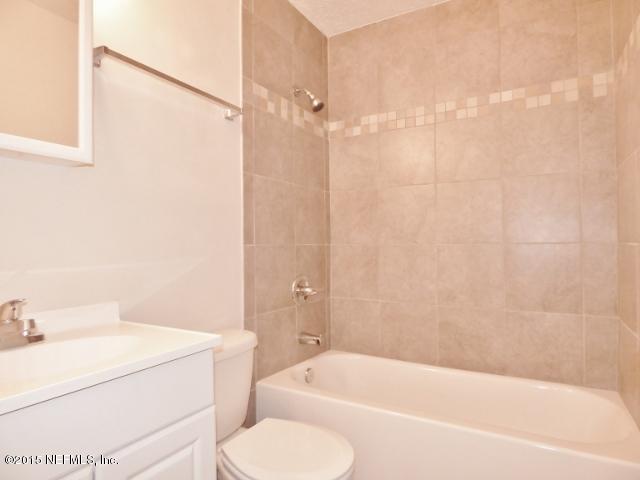 9453 Sibbald Road Jacksonville, FL 32208 - Photo 8 of 9 8 (640x480)