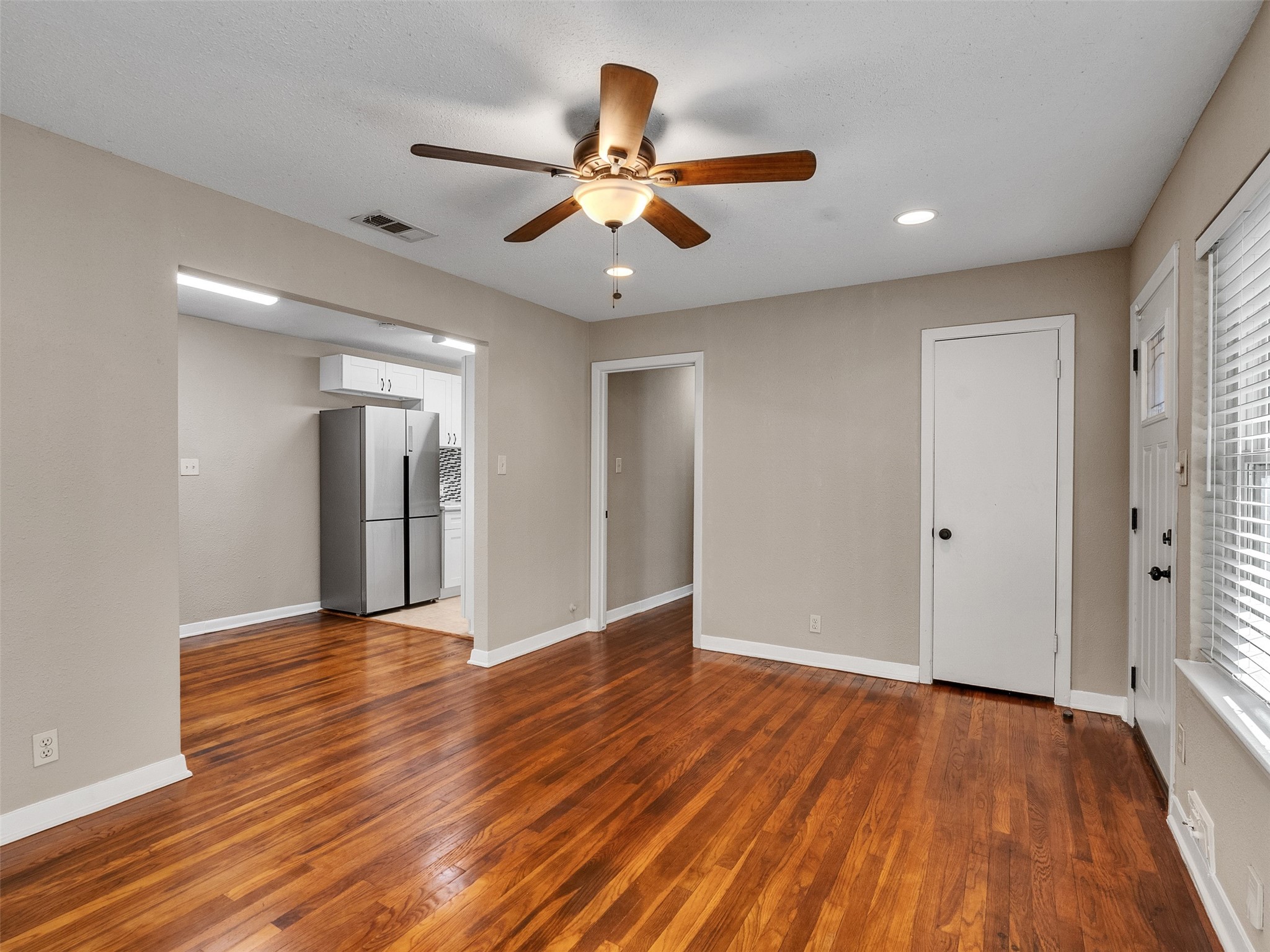 219 East Janisch Road Houston, TX 77022 - Photo 12 of 20