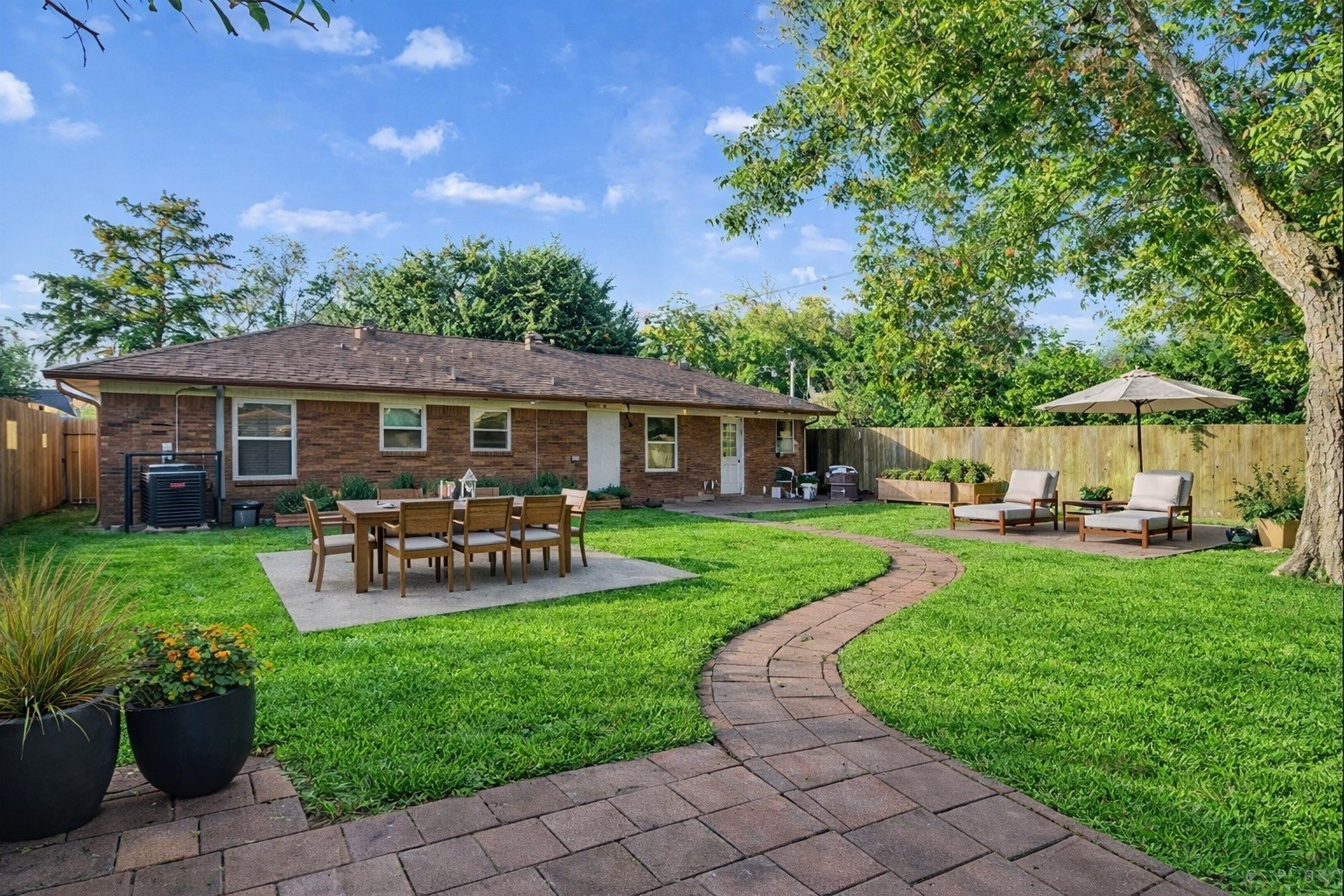 219 East Janisch Road Houston, TX 77022 - Photo 18 of 20 Virtually Staged