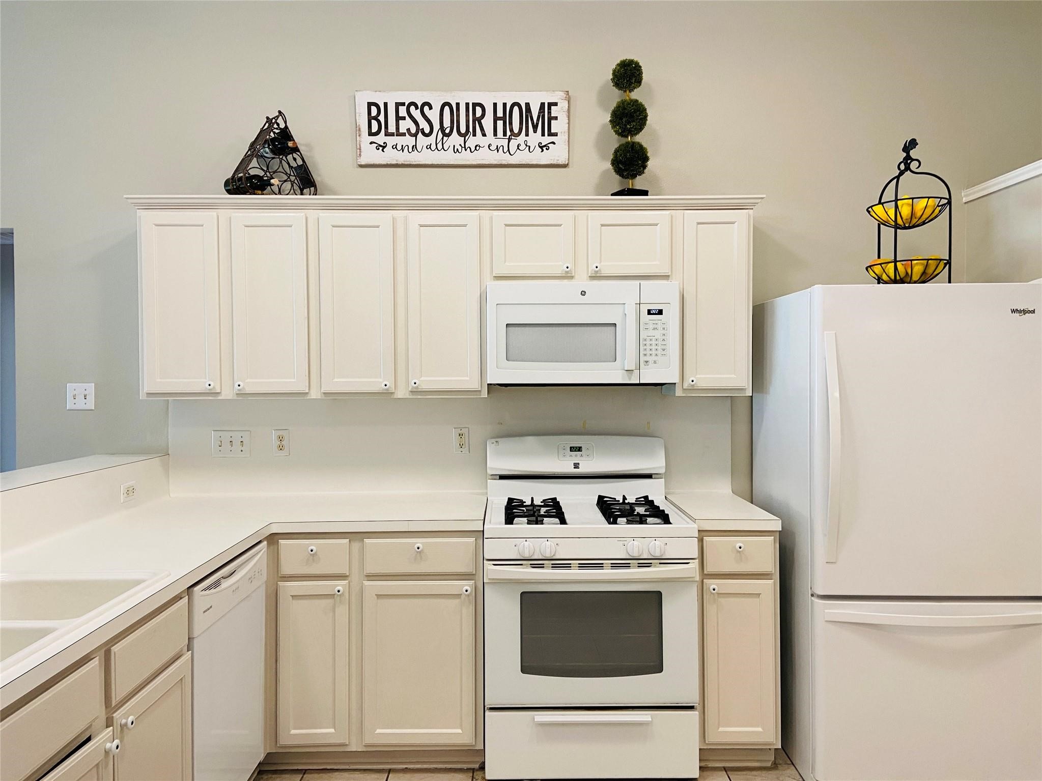 1404 Helmsley Drive Rosenberg, TX 77471 - Photo 14 of 25