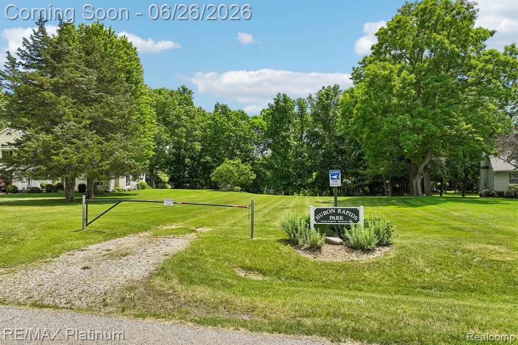 6100 Oak Valley Road Brighton, MI 48116 - Photo 43 of 47