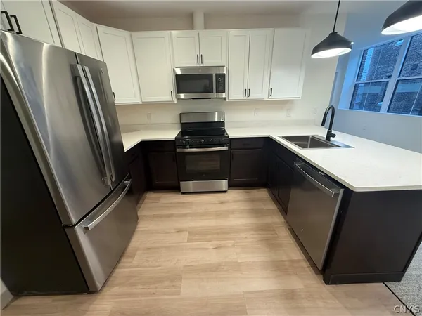 $155,595 | 1117 West Fayette Street, Unit 204, Syracuse, NY 13204