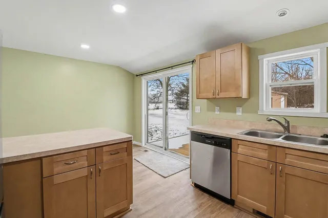 $259,900 | 3494 Covert Road, Leslie, MI 49251