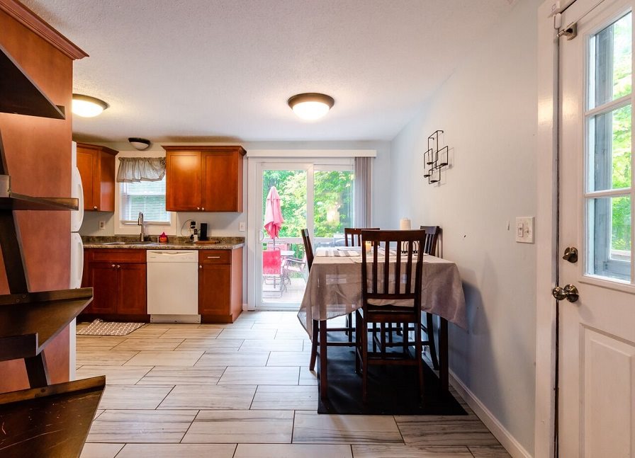 26 R Juniper Road, Unit R Derry, NH 03038 - Photo 8 of 32