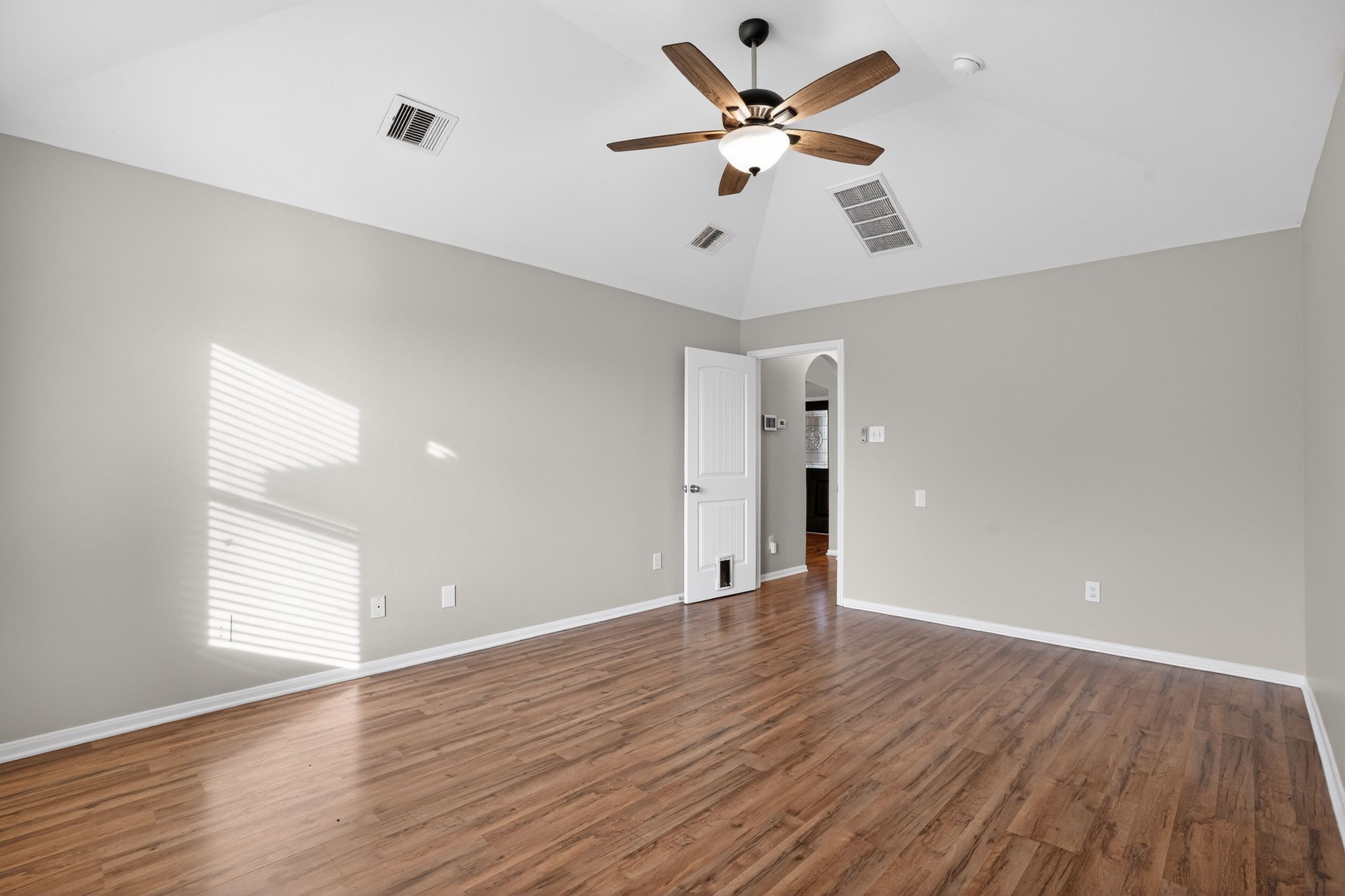 12325 Green Ridge Drive Willis, TX 77318 - Photo 15 of 33