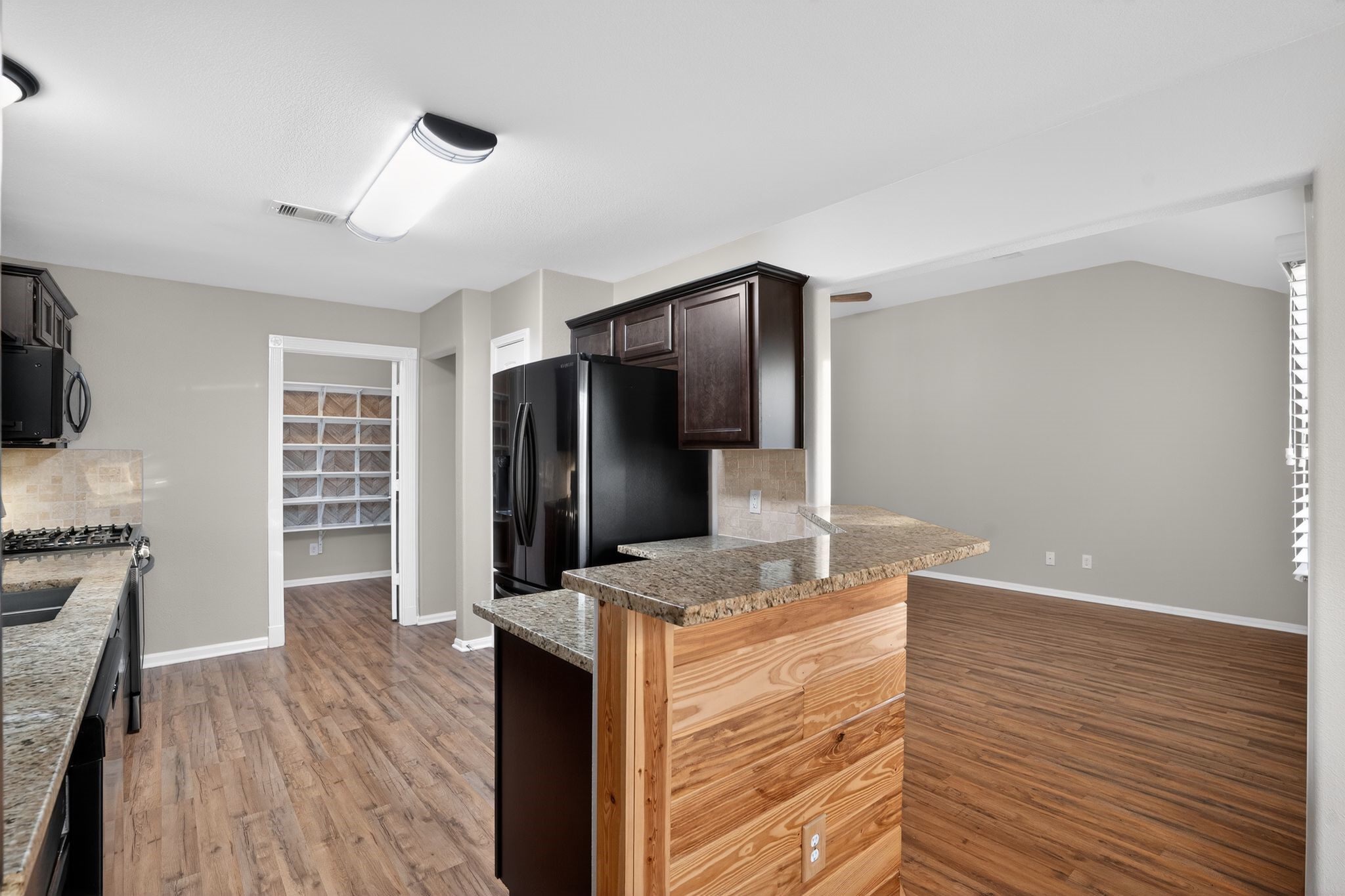 12325 Green Ridge Drive Willis, TX 77318 - Photo 22 of 33