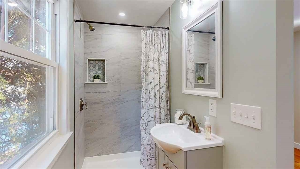 15 Nelson Place Worcester, MA 01605 - Photo 23 of 42