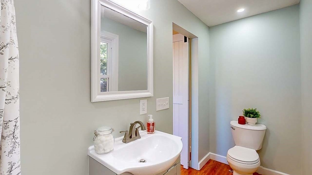 15 Nelson Place Worcester, MA 01605 - Photo 25 of 42