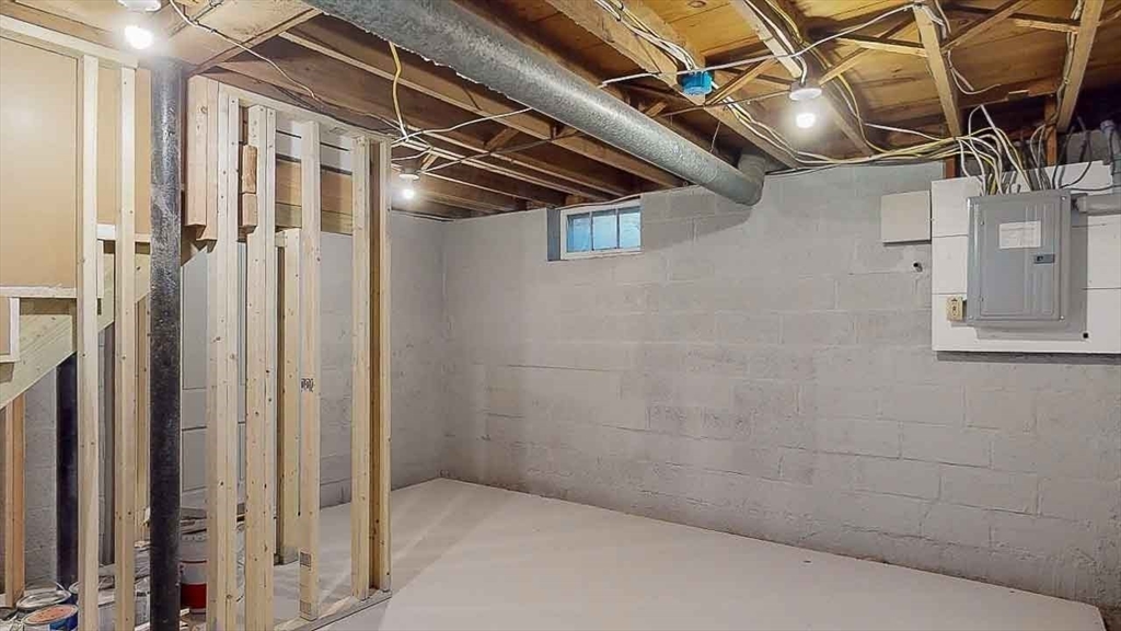 15 Nelson Place Worcester, MA 01605 - Photo 33 of 42