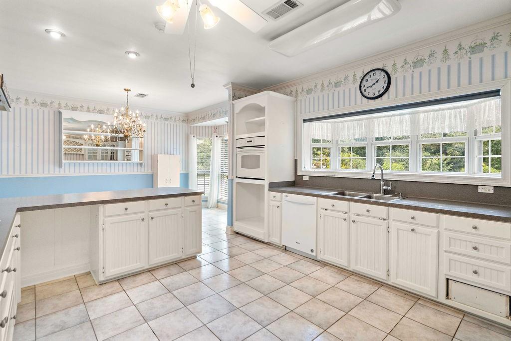 62057 Highway 1054 Amite, LA 70422 - Photo 12 of 34