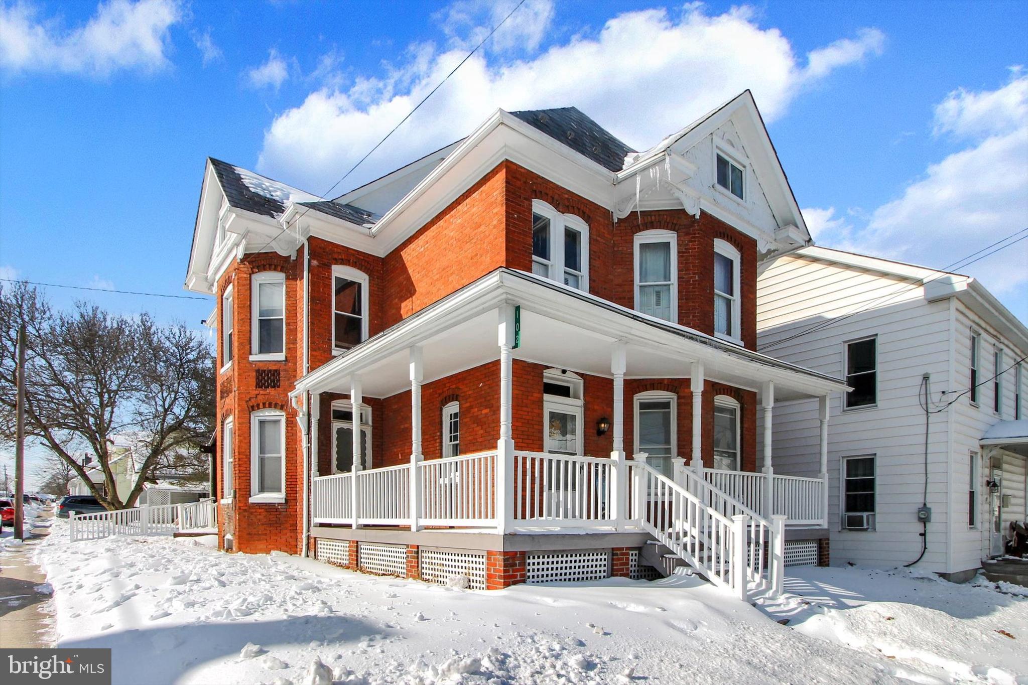 102 North Queen Street Littlestown, PA 17340 - Photo 3 of 32