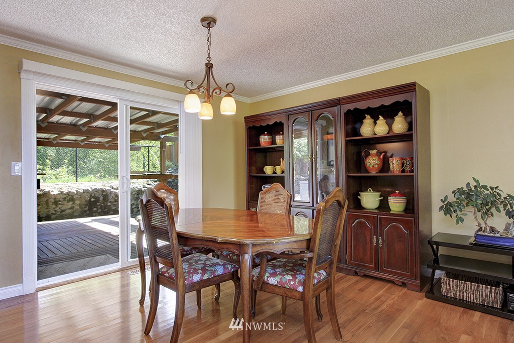 3502 Morris Avenue South Renton, WA 98055 - Photo 4 of 17