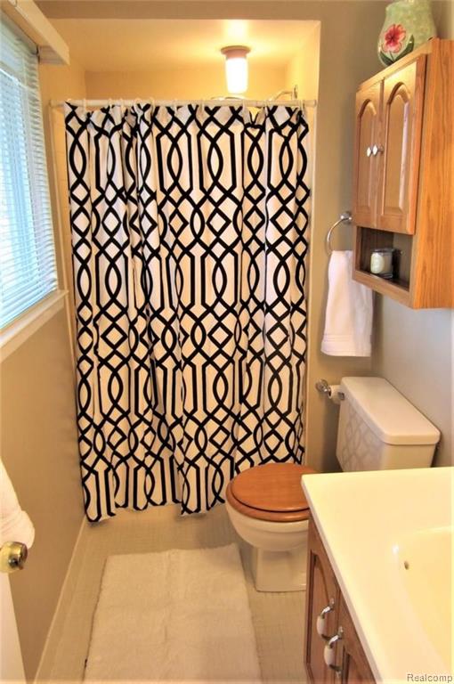 1671 Dennett Lane Rochester Hills, MI 48307 - Photo 11 of 23