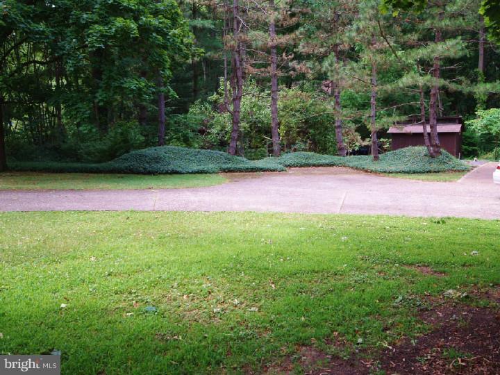 62 Springhill Road Mantua, NJ 08051 - Photo 22 of 25 Side Yard