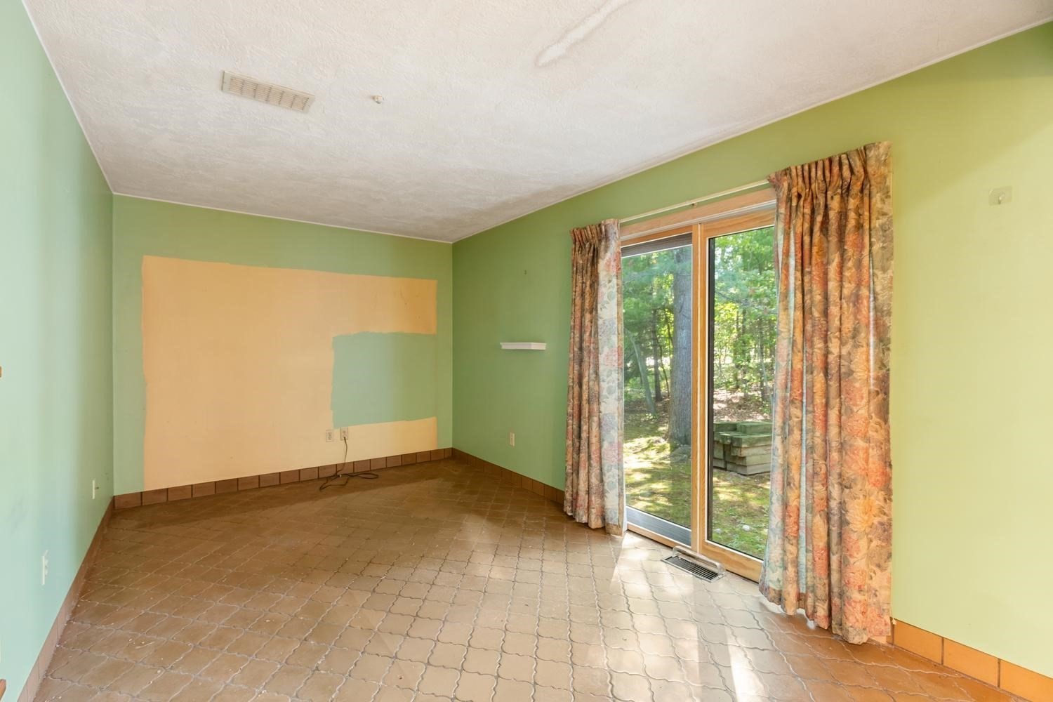 1748 Trapelo Road Waltham, MA 02451 - Photo 25 of 36 Gallery Image 25
