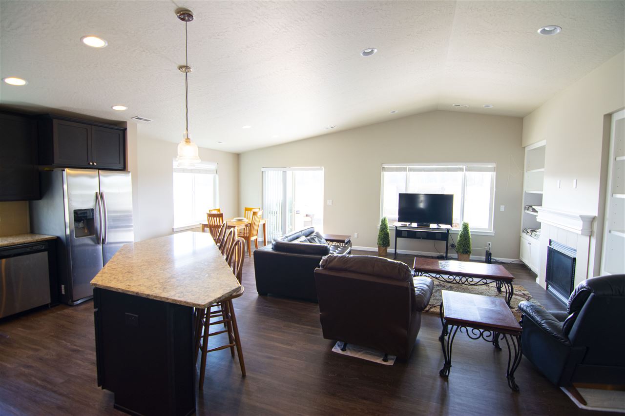 928 East Colbert Road Colbert, WA 99005 - Photo 2 of 20