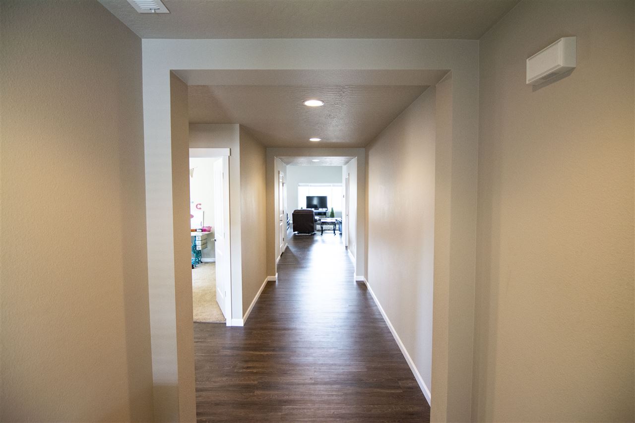 928 East Colbert Road Colbert, WA 99005 - Photo 16 of 20