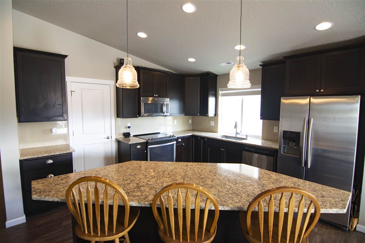 928 East Colbert Road Colbert, WA 99005 - Photo 6 of 20
