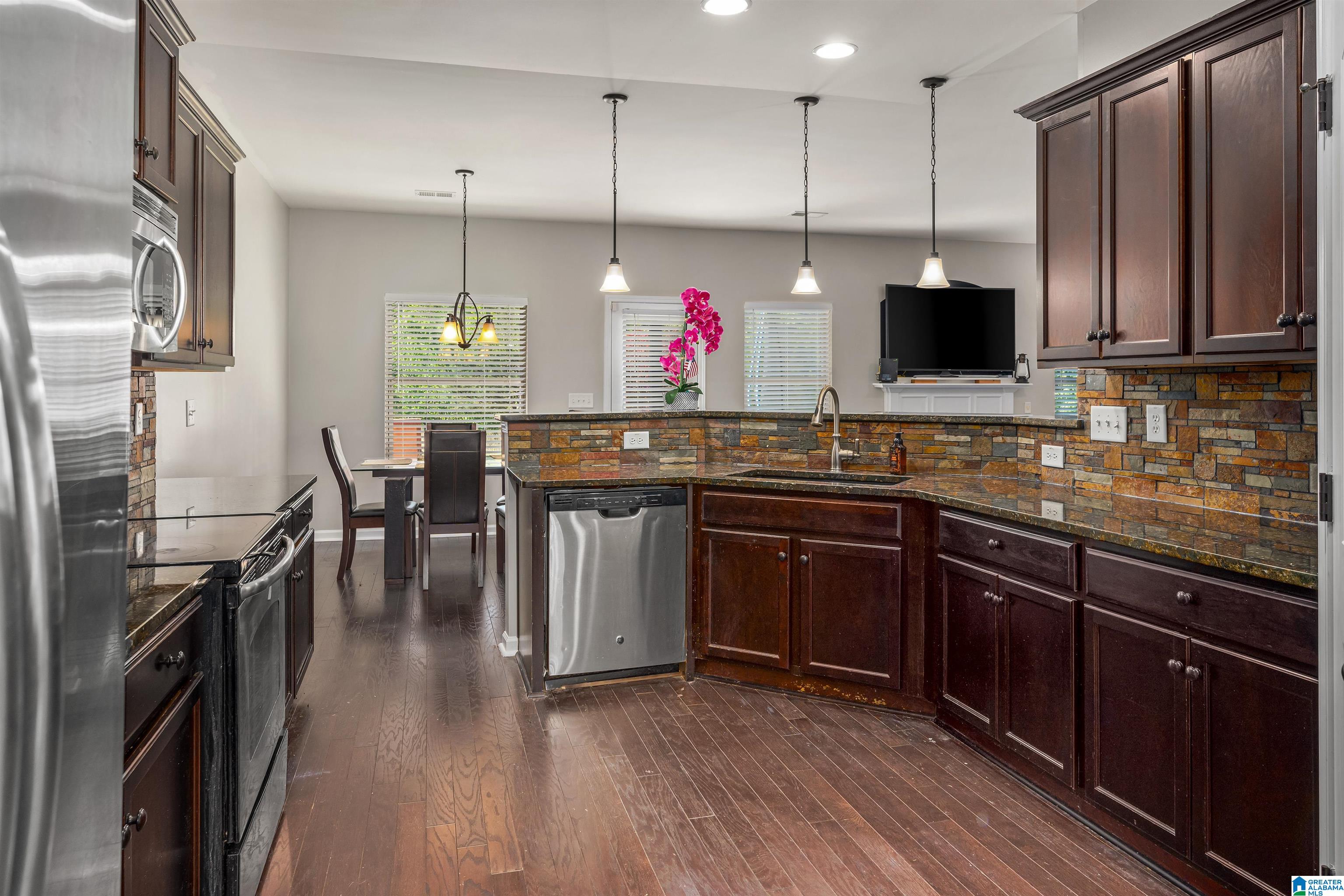 457 Blackberry Boulevard Springville, AL 35146 - Photo 6 of 39