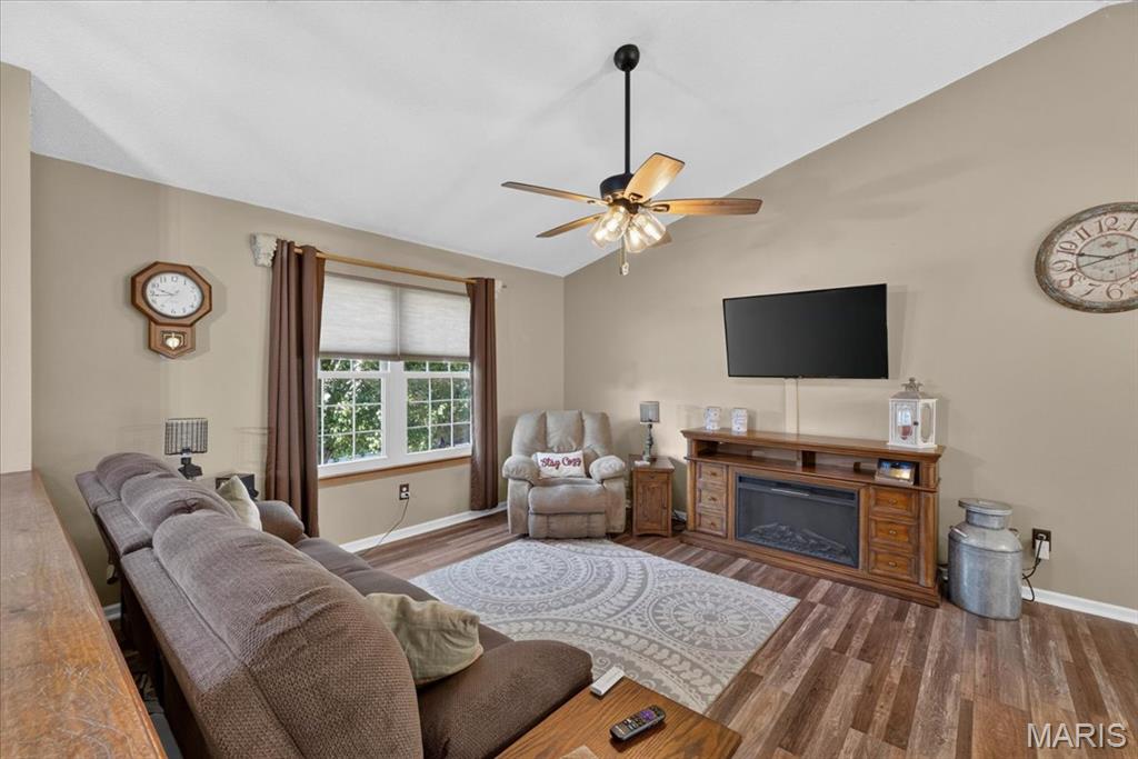 2045 Rosedale Court Arnold, MO 63010 - Photo 8 of 34 Gallery Image 8