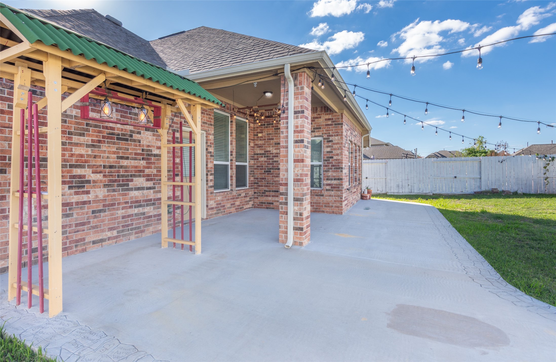 19906 Durwood Pines Lane Cypress, TX 77433 - Photo 22 of 26 a view of an empty room with a garage