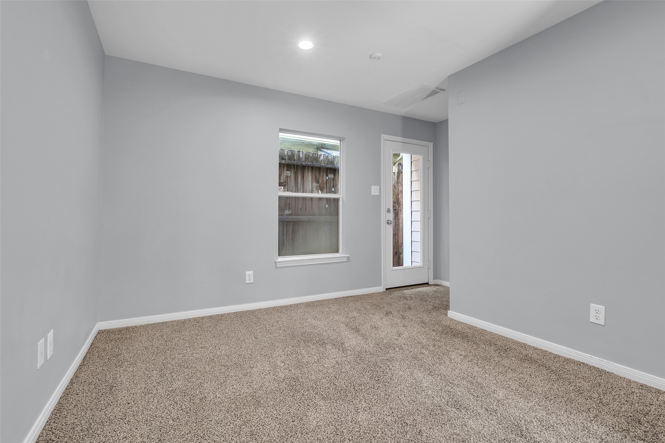 1417 West Webster Street Houston, TX 77006 - Photo 6 of 32