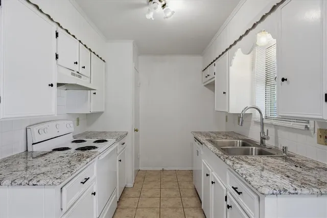 $199,900 | 908 West State Highway, Canton, TX 75103