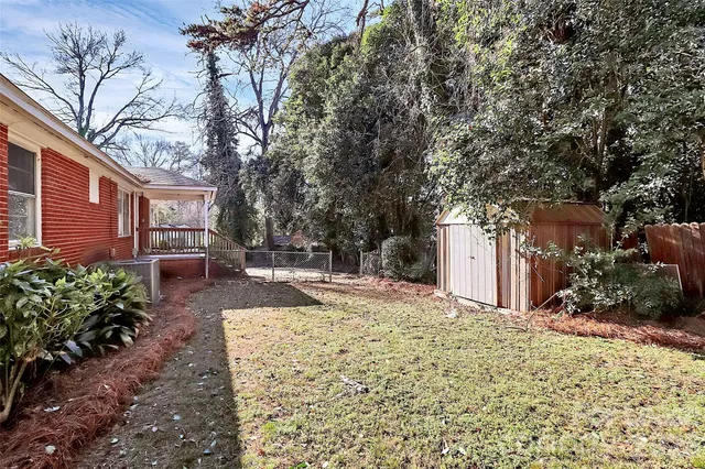 $1,695 | 4919 Raymond Place, Charlotte, NC 28205