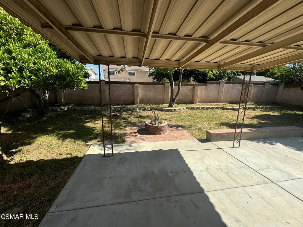 2441 Pierce Court Simi Valley, CA 93065 - Photo 11 of 11 a view of a backyard of a house