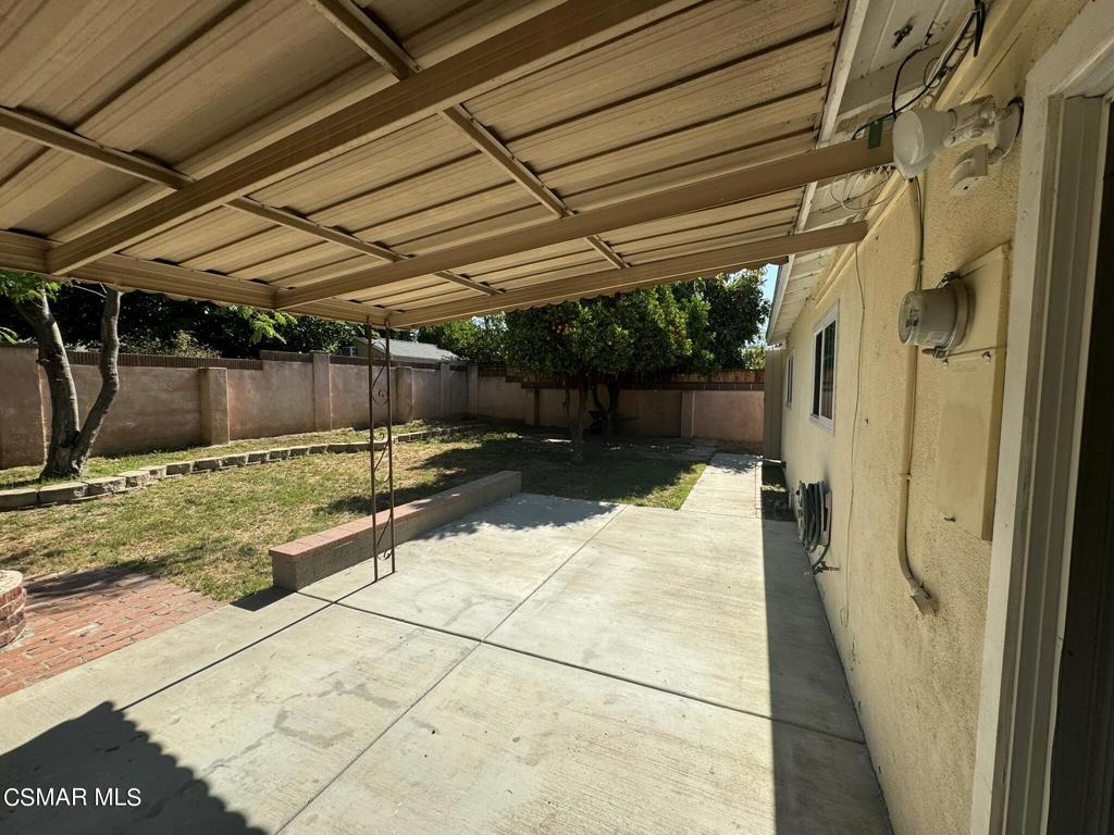 2441 Pierce Court Simi Valley, CA 93065 - Photo 10 of 11 a view of a backyard