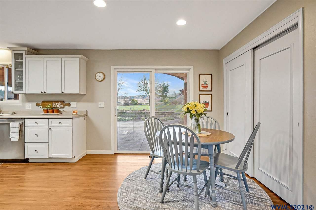 41241 Manitau Road Southeast Stayton, OR 97383 - Photo 13 of 42 Gallery Image 13