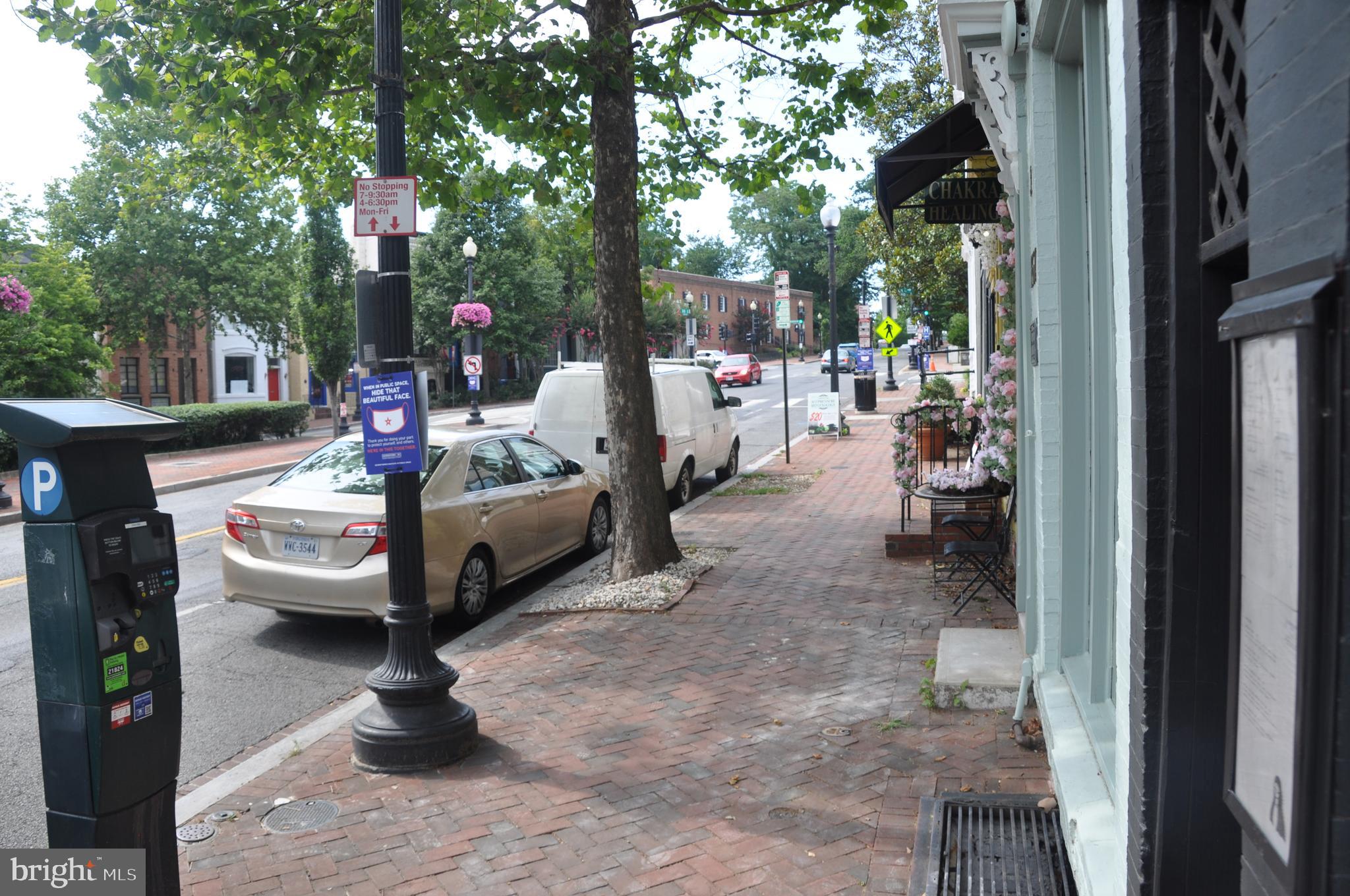 1665 Wisconsin Avenue Northwest Washington, DC 20007 - Photo 21 of 24