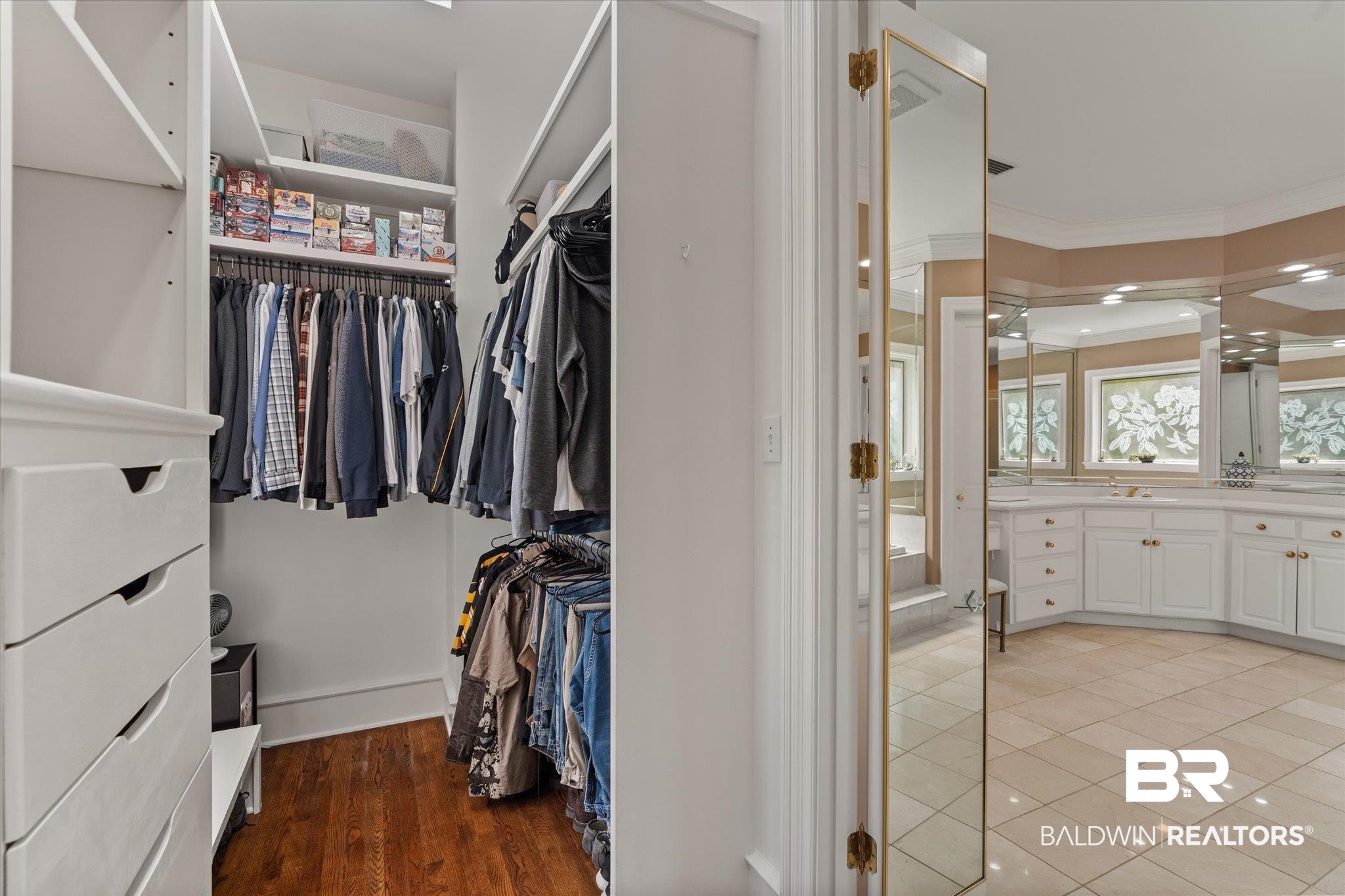 8561 Dawes Lake Road Mobile, AL 36619 - Photo 19 of 63 Walk in closet featuring light tile patterned floors and a sink