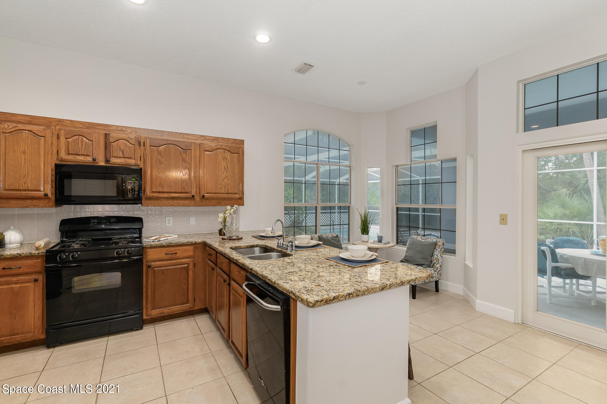 4370 Canard Road Melbourne, FL 32934 - Photo 23 of 26 Kitchen & Nook