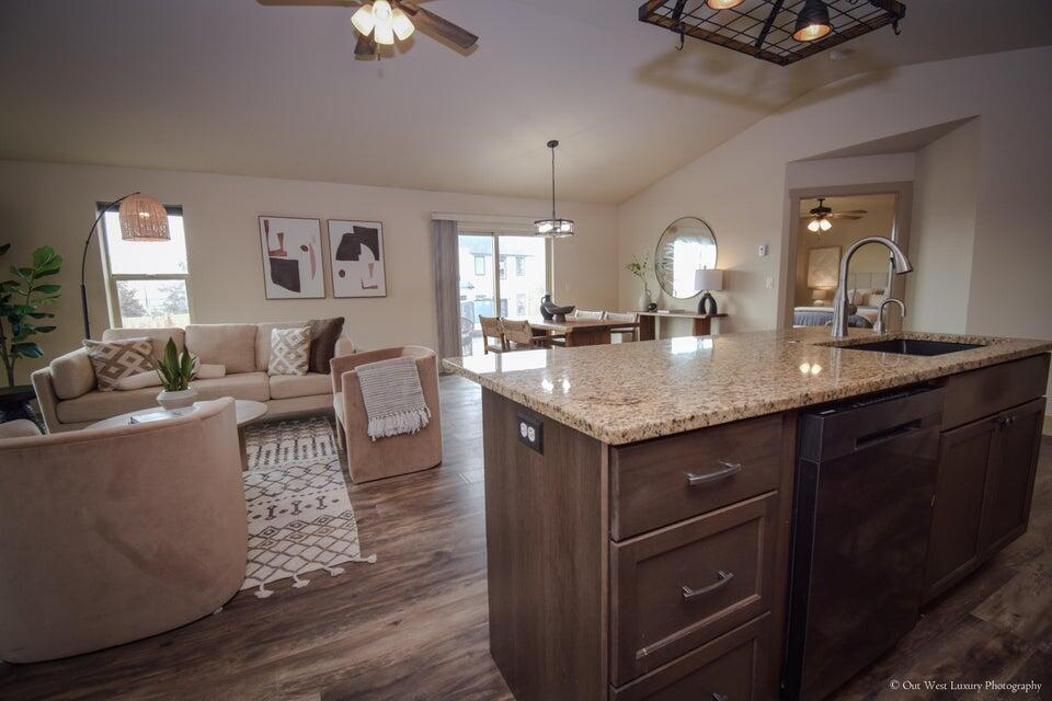 2321 Northeast Colleen Road Prineville, OR 97754 - Photo 2 of 22 2 Kitchen