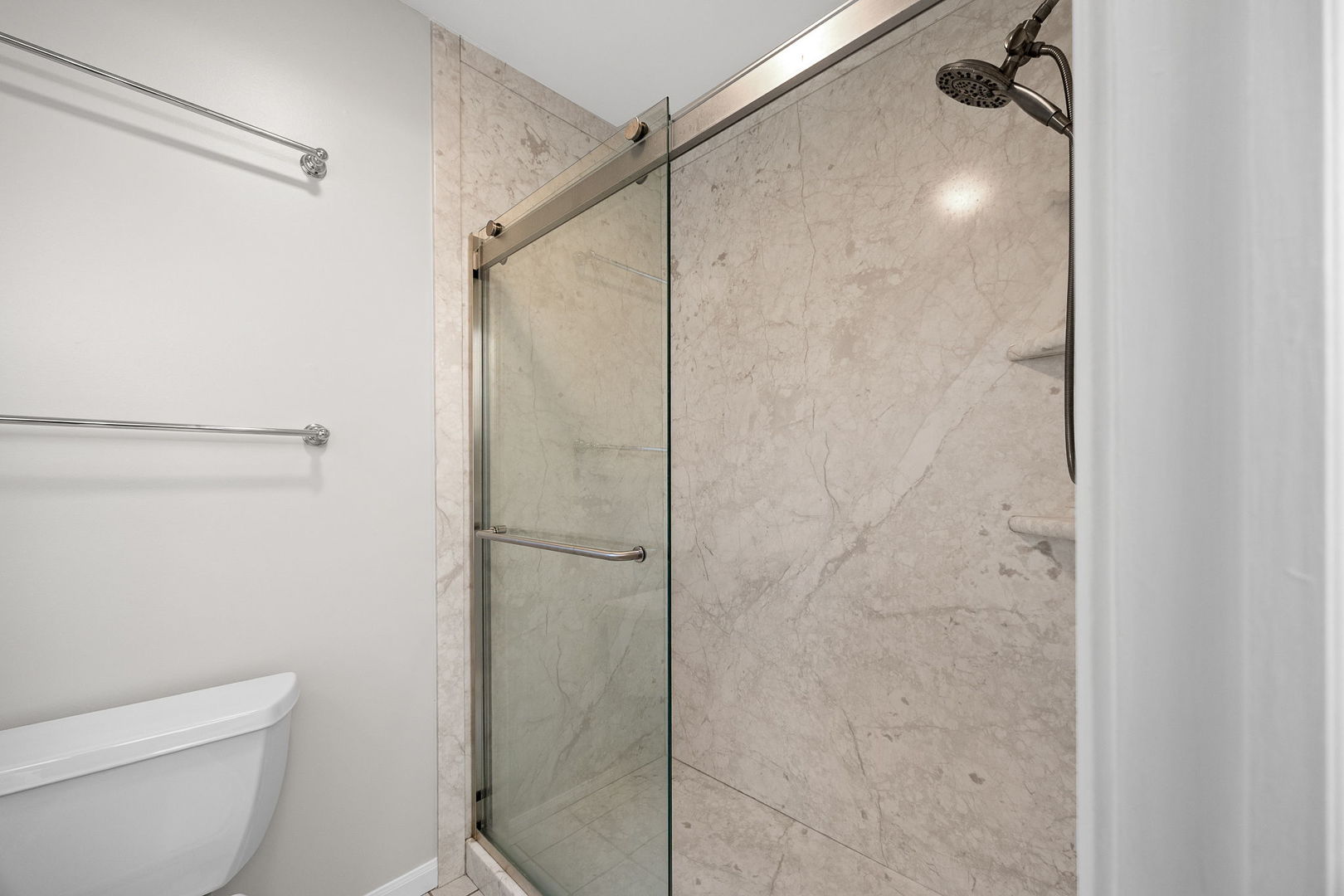 6815 Willow Springs Road Countryside, IL 60525 - Photo 27 of 44