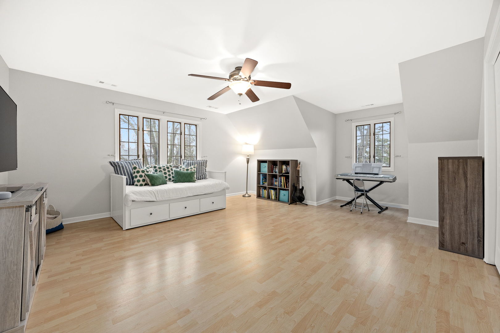 6815 Willow Springs Road Countryside, IL 60525 - Photo 28 of 44