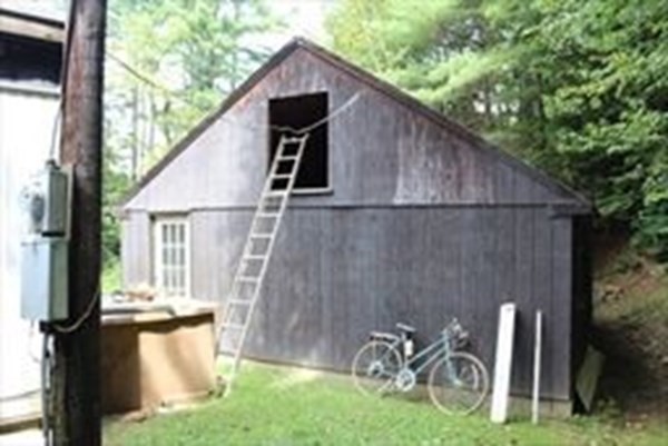 61 South Cross Road Gill, MA 01354 - Photo 4 of 8