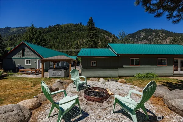 $1,199,999 | 9029 Icicle Road, Leavenworth, WA 98826