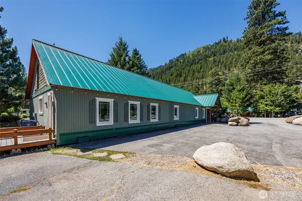 $1,199,999 | 9029 Icicle Road, Leavenworth, WA 98826