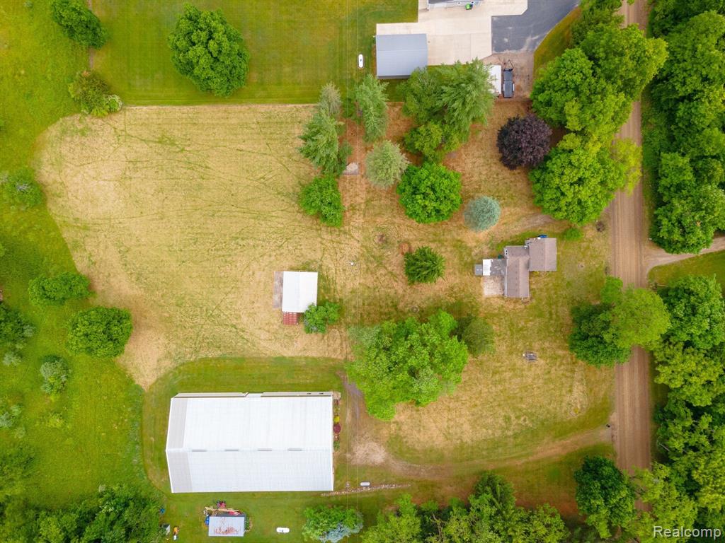 2320 Pingree Road Howell, MI 48843 - Photo 45 of 48