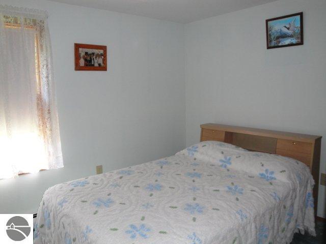 2284 Tamara Road Kalkaska, MI 49646 - Photo 6 of 11 1708212-5.JPG