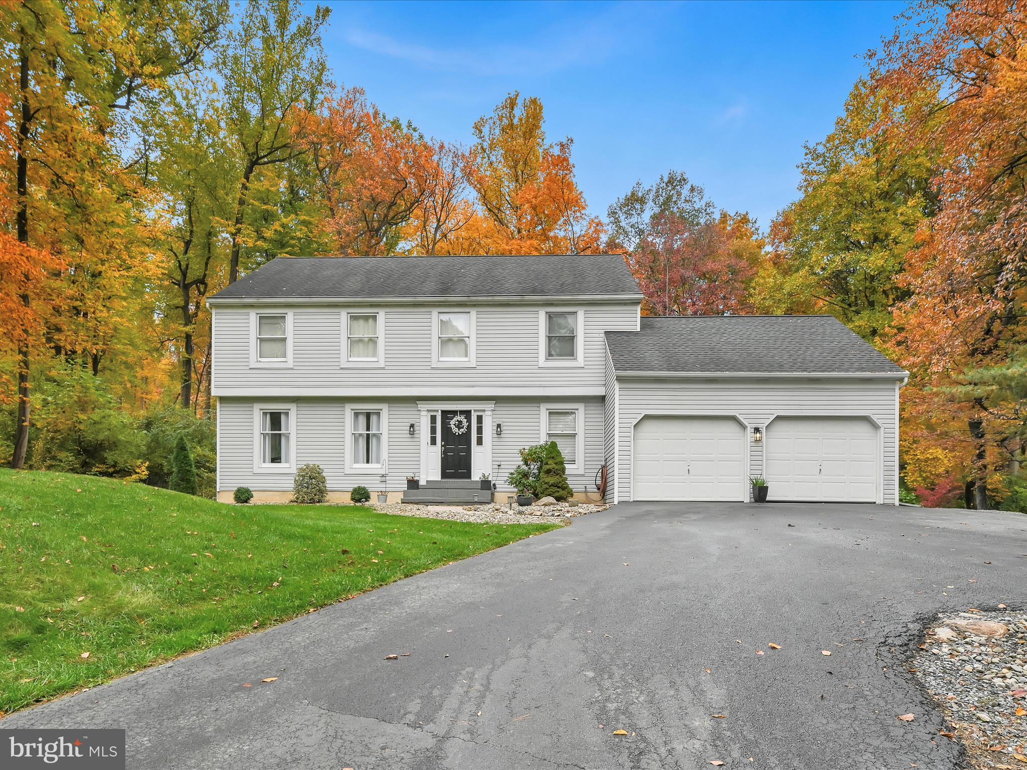 9 Weaver Road Reading, PA 19608 - Photo 2 of 37 Front