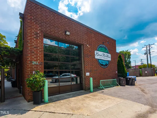 $2,439,000 | 403 Carolyn Court, Cary, NC 27511