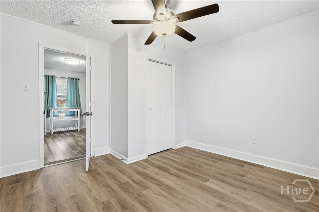 3214 Hazel Street Savannah, GA 31404 - Photo 13 of 23 middle bedroom